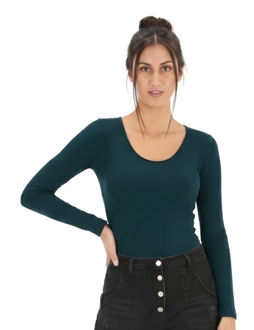 🩶 CAMISETA ULI - Escote...