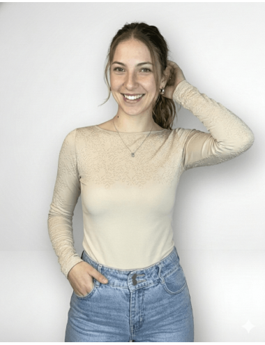 🩶 CAMISETA GAETTA - Escote...