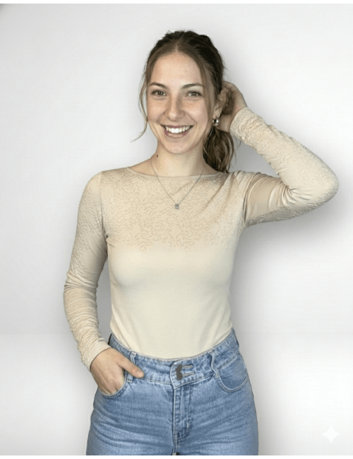 🩶 CAMISETA GAETTA - Escote polo