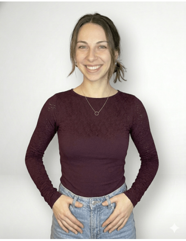 🩶 CAMISETA GAETTA - Escote...